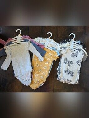 Carters bodysuits size 12m